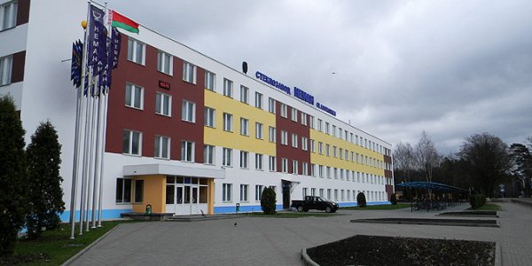 На стеклозаводе 