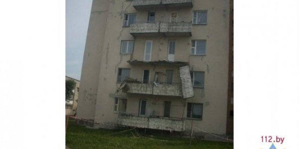 В Лиде обрушился балкон общежития