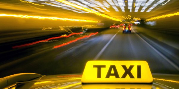 В Лидском районе подросток избил таксиста камнем и угнал его авто