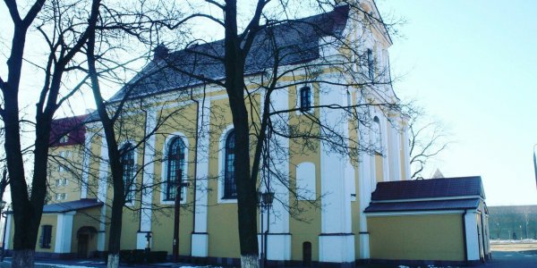 Крестовоздвиженский фарный костел в городе Лиде
