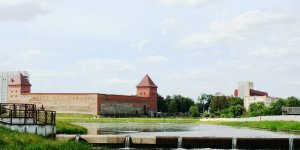Фотографии лидского замка (Лето)