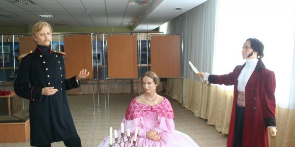 Фотоотчёт: Выставка восковых фигур "Колесо истории"