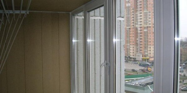 Двери и остекление беседок от компании ВитанАлюм
