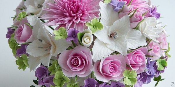 Самые популярные цветы, что они означают