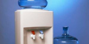 Кулер в офисе: как правильно выбрать бутилированную воду