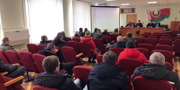 В Лиде ГАИ провела для лишенцев профилактику пьянства за рулем