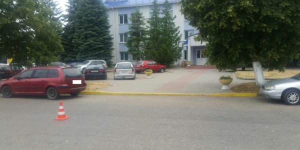 На глазах у дедушки произошел наезд на внука в Лиде