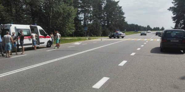 Велосипедист оказался под колесами Пежо в Лидском районе