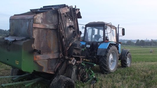 Пожар в поле филиала 