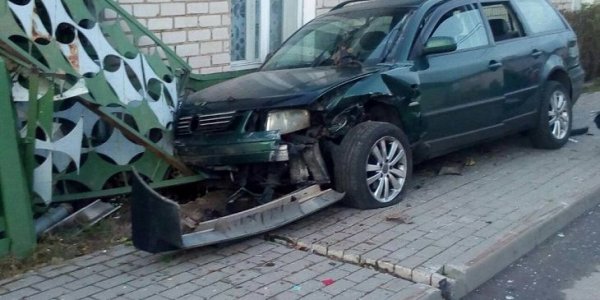 Лидчане пострадали в ходе ДТП в Ивье