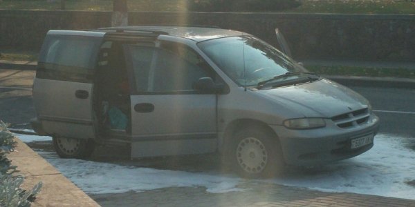 В Лиде загорелся автомобиль