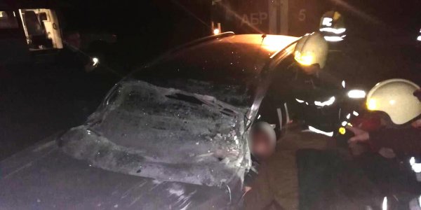 Лидские спасатели деблокировали при ДТП 28-летнего мужчину