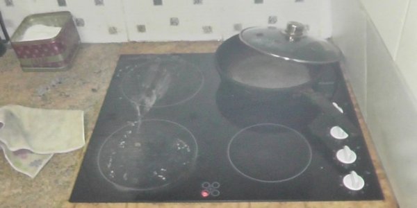 В Лиде одинокий инвалид по зрению не смог покинуть задымленную квартиру — помощь пришла вовремя
