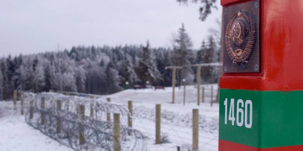 Студент из Нигерии сделал карту и помог двум иностранцам пересечь границу возле Вороново