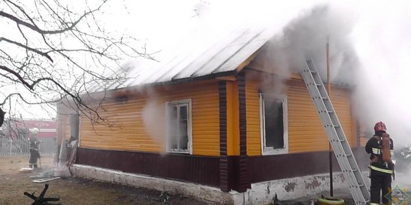 В Лидском районе старая проводка привела к пожару