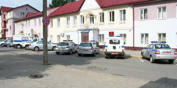 Пьяный лидчанин ранил ножом своих родителей