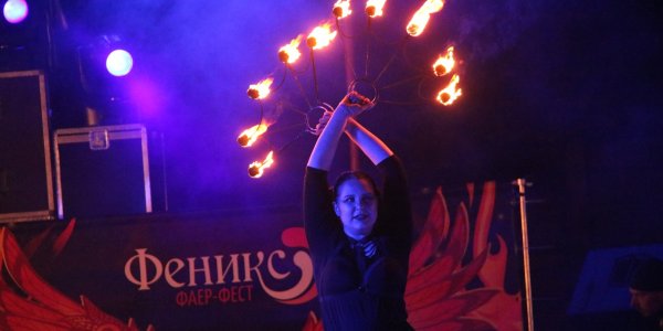 В Лидском замке ярко и зажигательно прошел фестиваль огня "Феникс 2019"