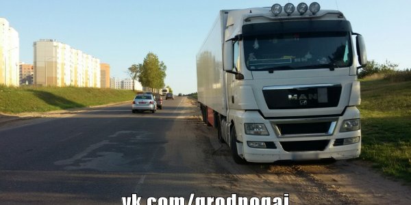 В пятницу в Лиде около 6 часов вечера произошел наезд на 11-летнюю девочку