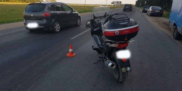 В Лиде мотоциклист не уступил дорогу «Форду»