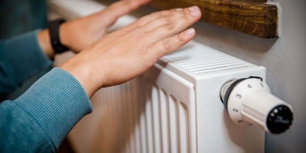 Сегодня включат отопление в жилых домах Лидчины
