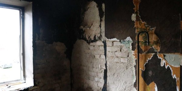 В Лидском районе из-за короткого замыкания холодильника загорелась квартира