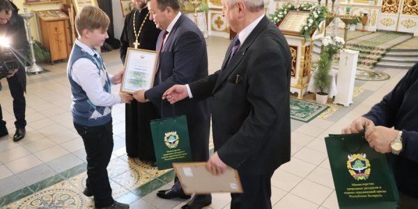 В Лиде министр природных ресурсов принял участие в акции «Наши дети»