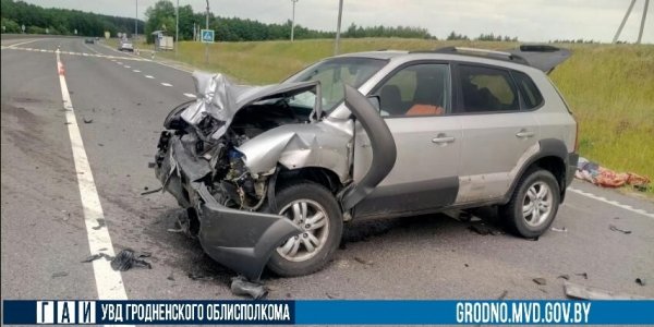 В Лидском районе Opel, выезжая на трассу М-6, не пропустил Hyundai