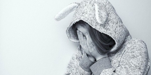 В Лиде школьницы не поделили ухажеров – одна из них попала в больницу